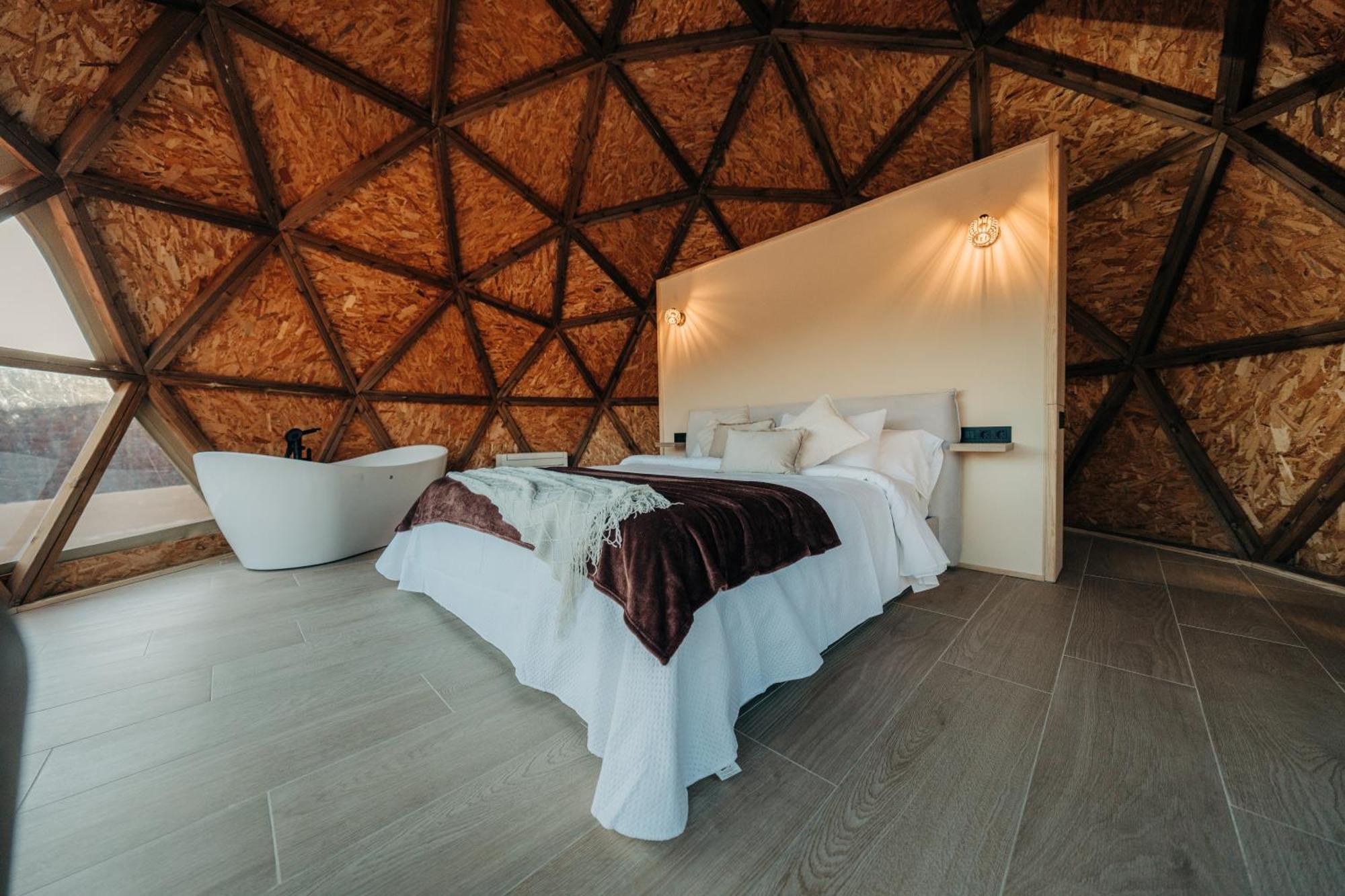 El Moli Glamping Adzaneta
